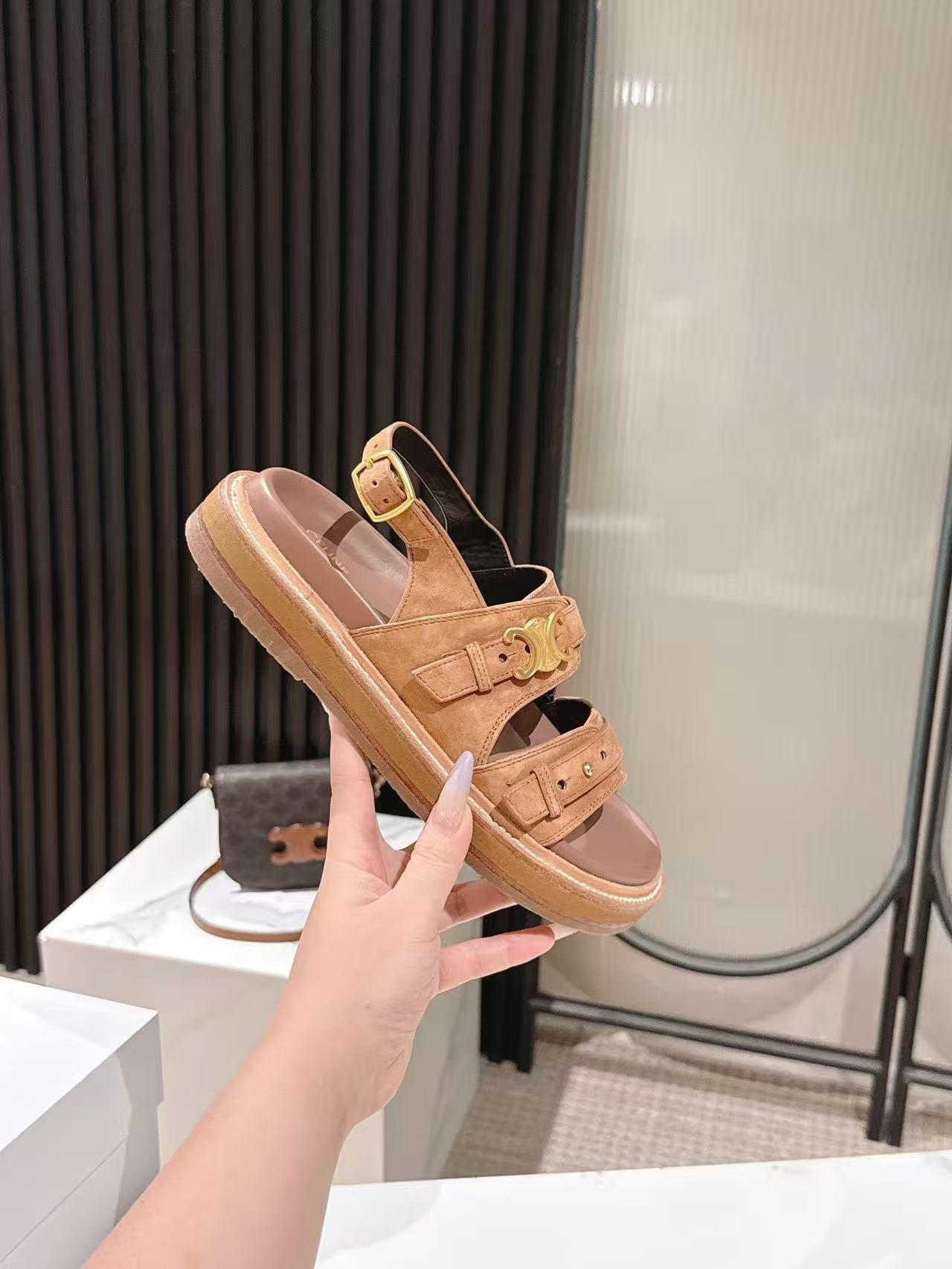 CELINE 25S TIPPI TRIOMPHE SANDAL IN BROWN CALFSKIN SUEDE