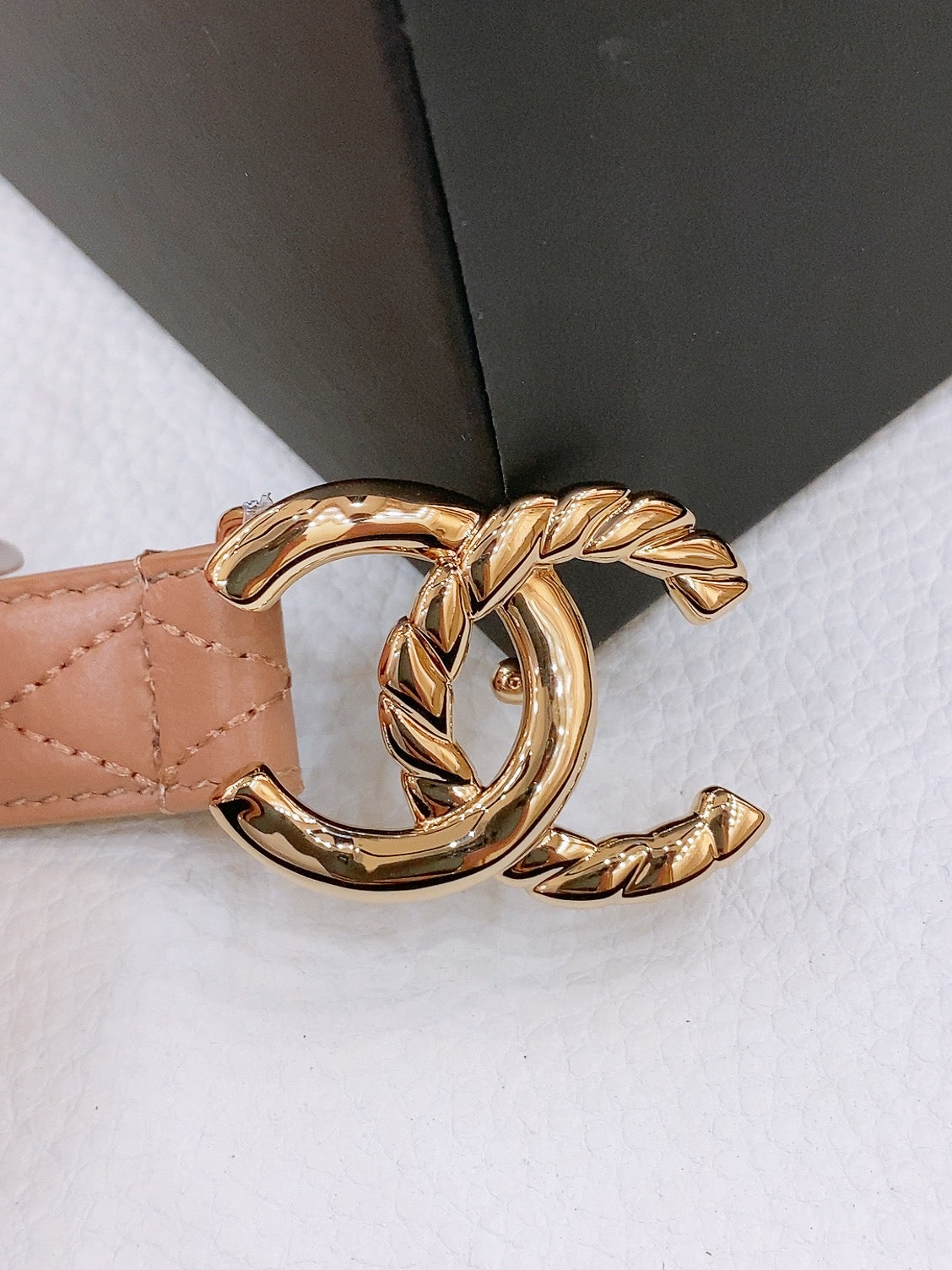 DOUBLE C BELT 20MM IN SAVANNA BROWN CALFSKIN WITH QUILTED STITCHING SPIRAL GOLD BUCKLE